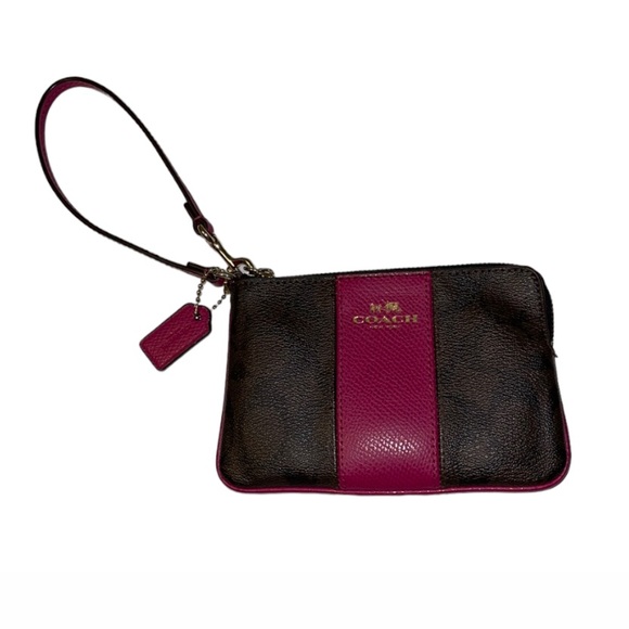 Coach Vintage Y2K Logo Leather Wristlet Pouch - Picture 7 of 7